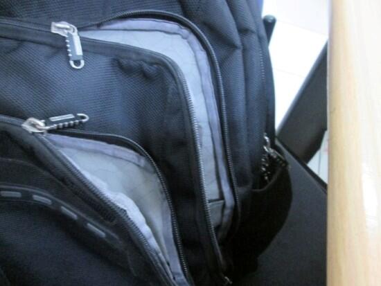 &#91;Need Help&#93; Dompet Hilang Pagi Ini di Jababeka 2 Cikarang a.n Sigit Hirmanto