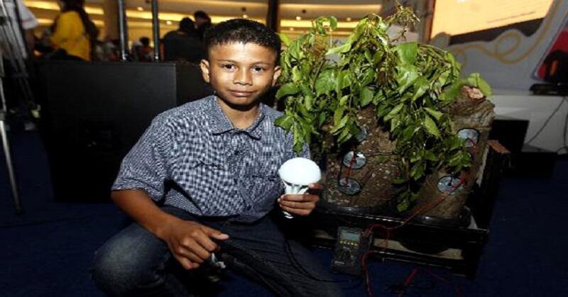 Naufal Raziq, Bocah Penemu Listrik dari Getah Pohon