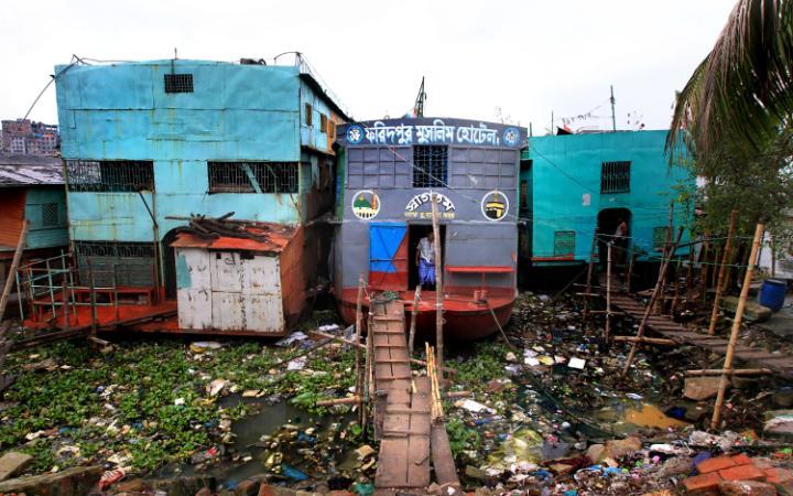 hotel termurah di dunia ada di bangladesh gan...