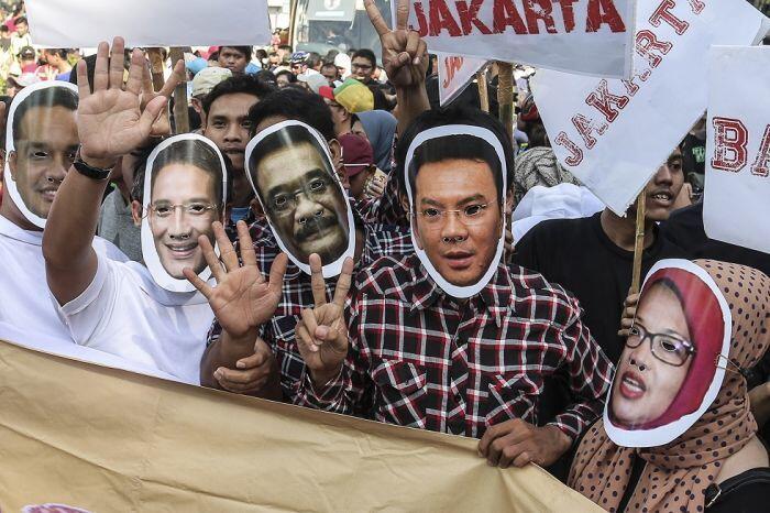Tingkat keterpilihan Ahok-Djarot yang kian tergerus