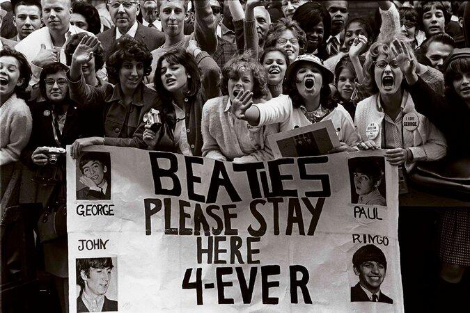  Alesan kenapa temen agan demen banget The Beatles
