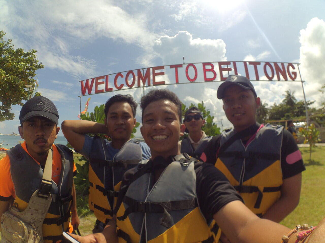 Catatan Perjalanan Cilacap Ke pulau Belitong/Belitung