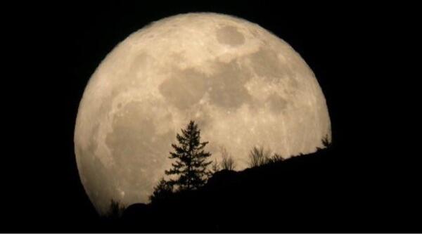 Supermoon Terbesar dalam 70 Tahun Bakal Terjadi pada 14 November