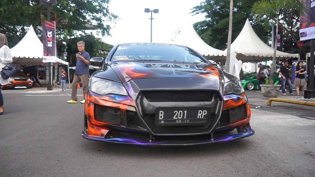 FR BlackAuto Battle Tangerang : Modifikasi Paling Keren Se Indonesia Ada Di Sini