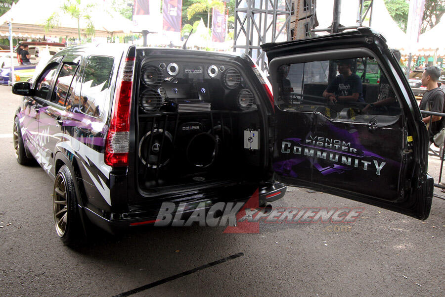 FR BlackAuto Battle Tangerang : Modifikasi Paling Keren Se Indonesia Ada Di Sini