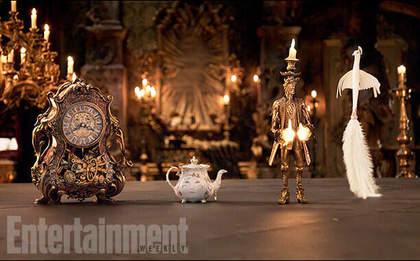 &#91;FIRST LOOK&#93; Ini Dia Foto Emma Watson di Film Beauty and the Beast