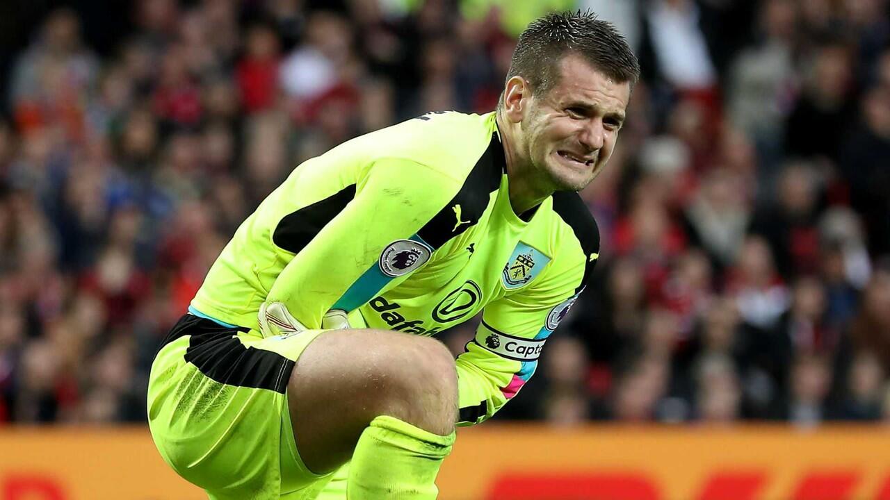 Tom Heaton dan Kesialannya Bersama Manchester United