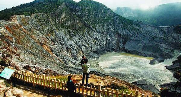 Tempat Wisata yang wajib agan kunjungi saat ke Jawa Barat