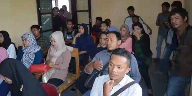 8 Tahun Kuliah, Ratusan Mahasiswa Unsulbar Tak Kunjung Dapatkan Ijazah
