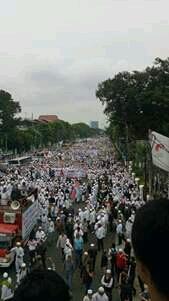 Suasana demo Bela Islam yg Luar biasa