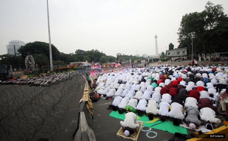 Wajah-Wajah Lelah Demonstran 4 November