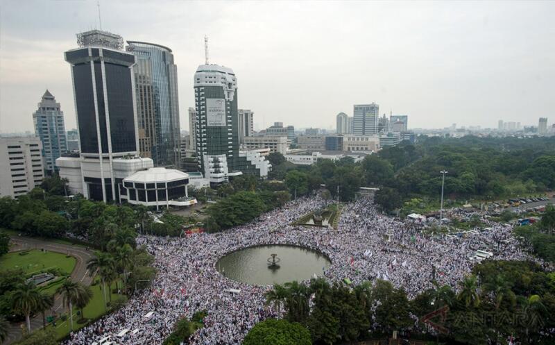 Dibalik 4 November