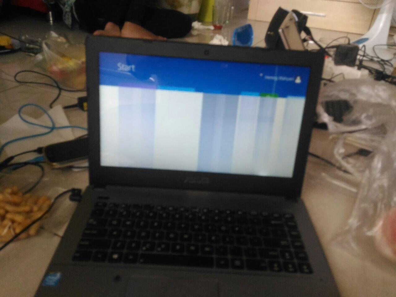 help: tentang monitor laptop