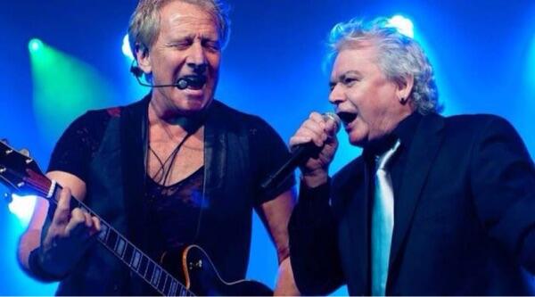 Air Supply Gelar Konser Gratis di Manado