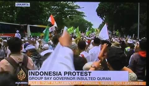 Kumpulan Foto dan Meme Aksi 4 November 2016