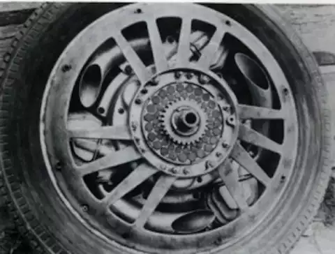 motor jadoel penggerak depan