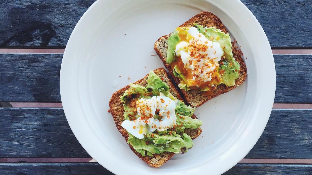 Makanan dan Minuman untuk Recovery Setelah Bersepeda