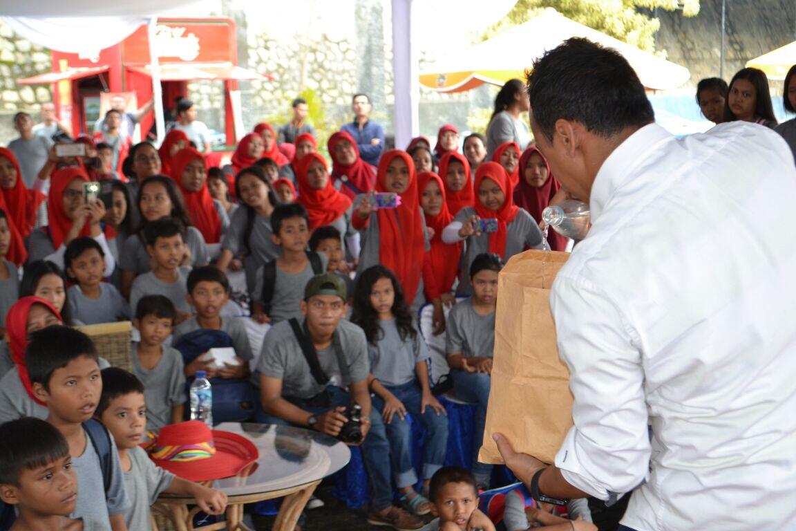 Suka Cita Anak-Anak Panti saat Rekreasi 