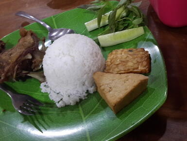9 Bebek Goreng di Jakarta yang Jadi Favorit Banyak Orang