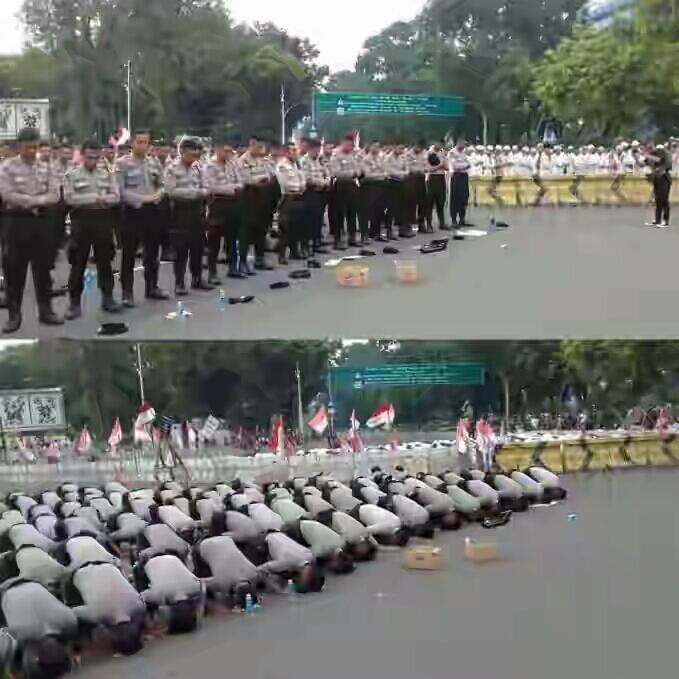Beberapa Bukti Foto Kebersamaan Dan Toleransi "Aksi Damai 4 November 2016"..Salut!!
