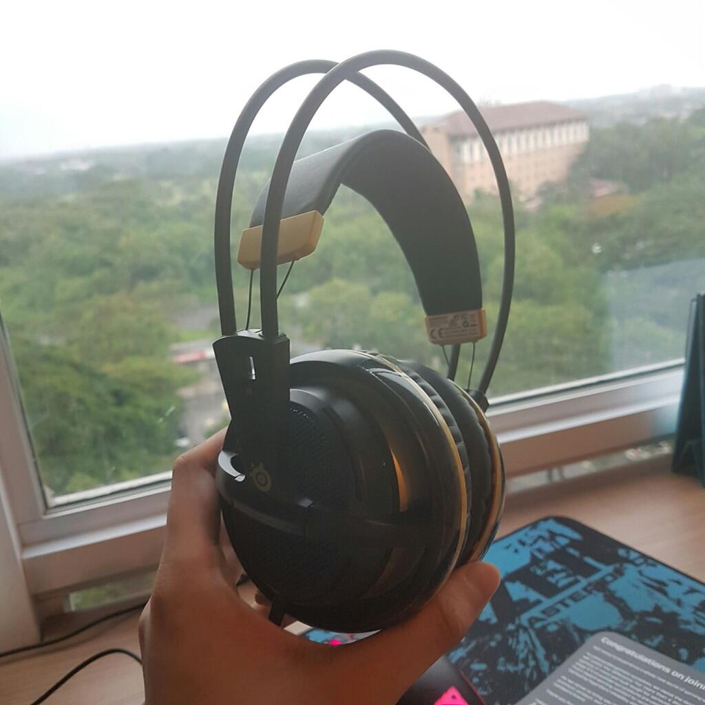Headphone Steel Series Siberia 200