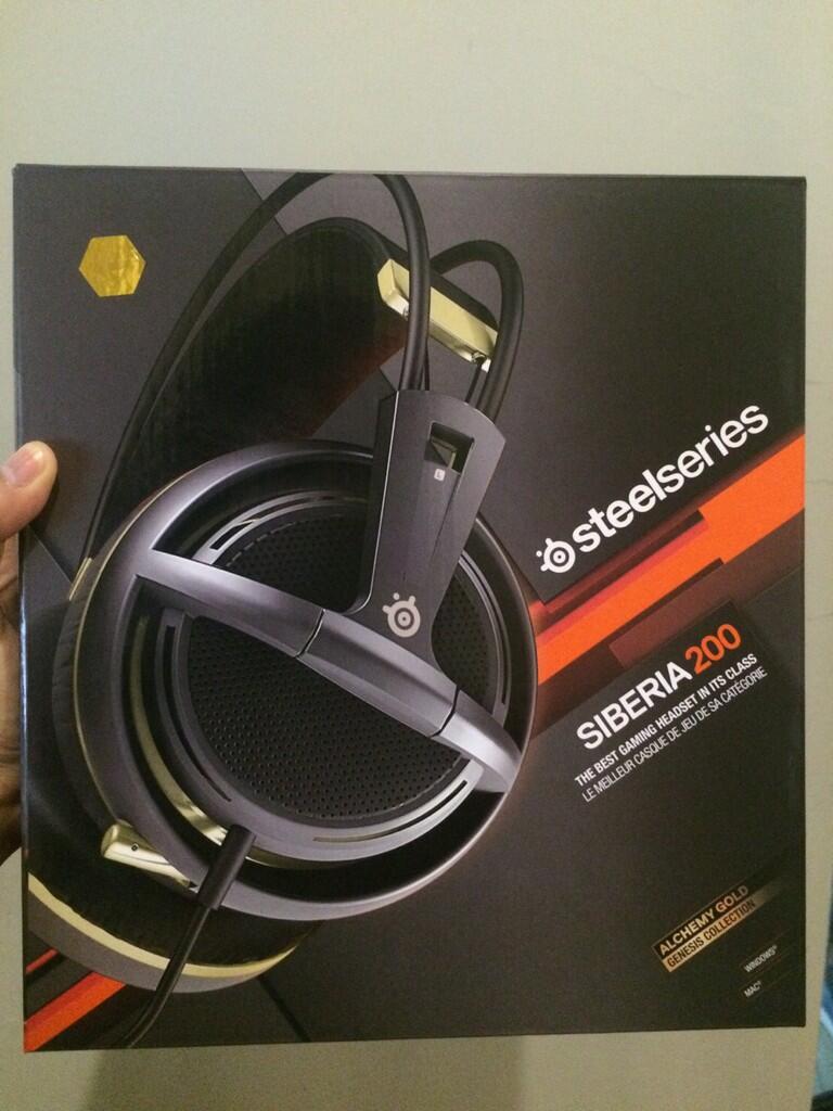 Headphone Steel Series Siberia 200