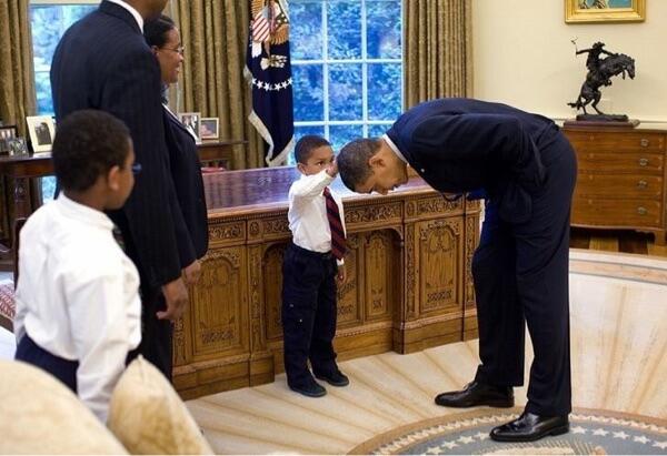 Kumpulan Foto2 OBAMA Yang Lucu Dan Iseng