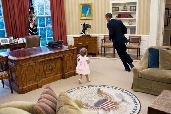 Kumpulan Foto2 OBAMA Yang Lucu Dan Iseng