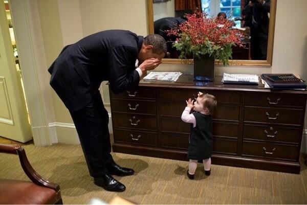 Kumpulan Foto2 OBAMA Yang Lucu Dan Iseng