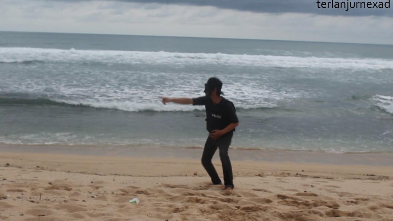 prank polisi gadungan di pantai indrayanti