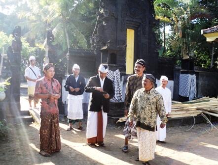 Gunung Raung Bangkit Kembali Pura Natar Sari dan Situs Gumuk Payung