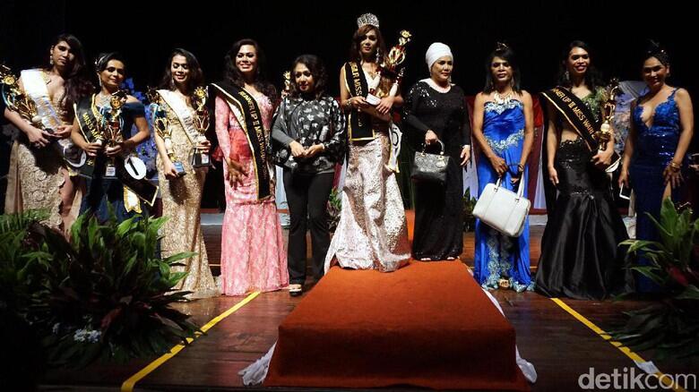Qie Nabh Tappii Juara Miss Waria Indonesia 2016