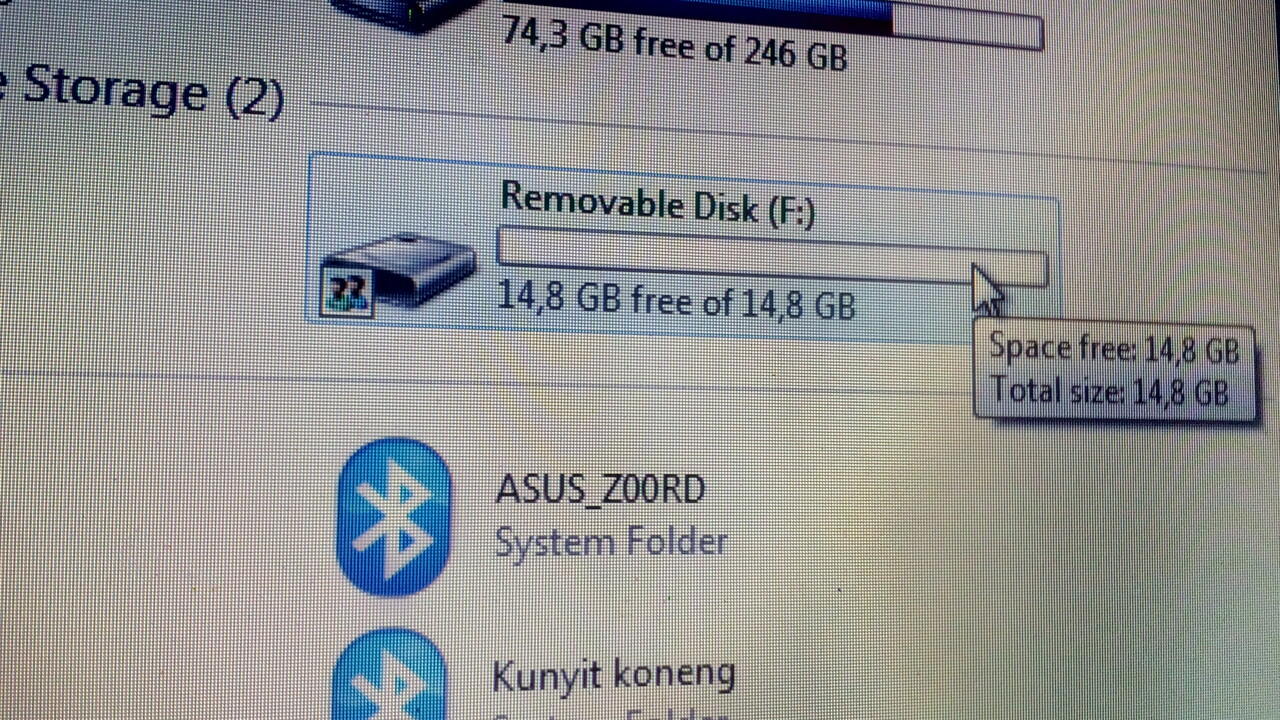 (ASK) Icon pada flashdisk berubah