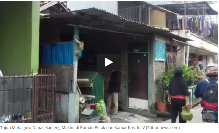 Tujuh Mahaguru Dimas Kanjeng Mukim di Rumah Petak dan Kamar Kos, Ini Videonya