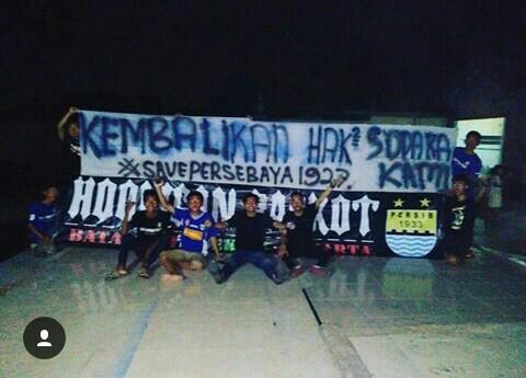 Aksi #savepersebaya dari suporter klub lain di Indonesia