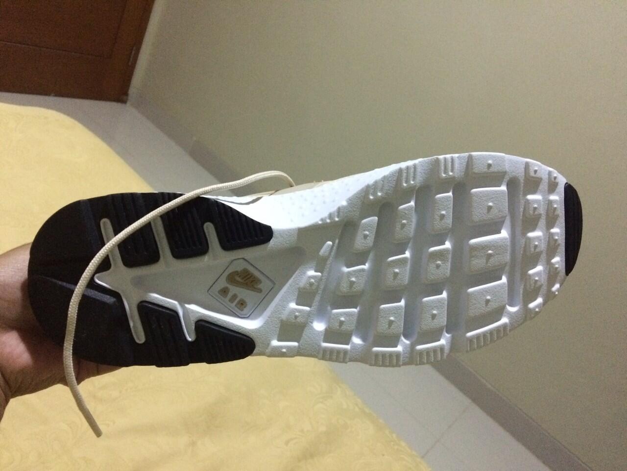 &#91;MINTA PENDAPAT&#93; Nike Huarache ane mencurigakan
