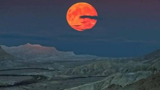 Nih gan, Puncak Supermoon yang akan terjadi di Indonesia?