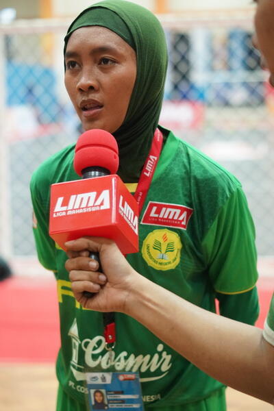 Galeri Wanita Cantik di LIMA Futsal Air Mineral Prim-A Greater Jakarta Conference