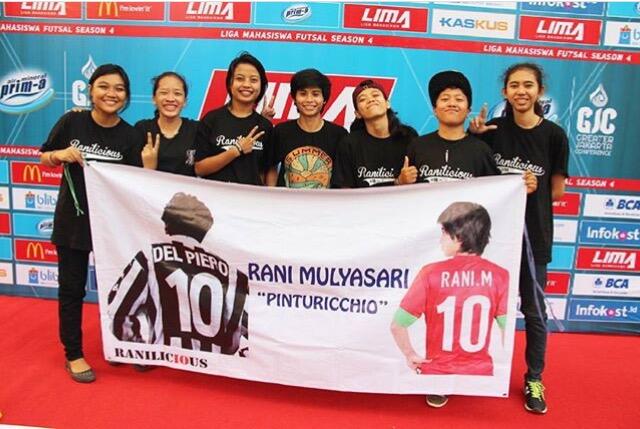 Galeri Wanita Cantik di LIMA Futsal Air Mineral Prim-A Greater Jakarta Conference