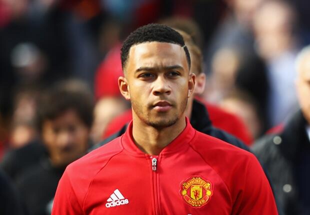 Andy Van Der Meyde Sarankan Memphis Depay Gabung Everton