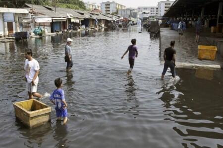 BMKG: Banjir Bukan karena Curah Hujan Tinggi
