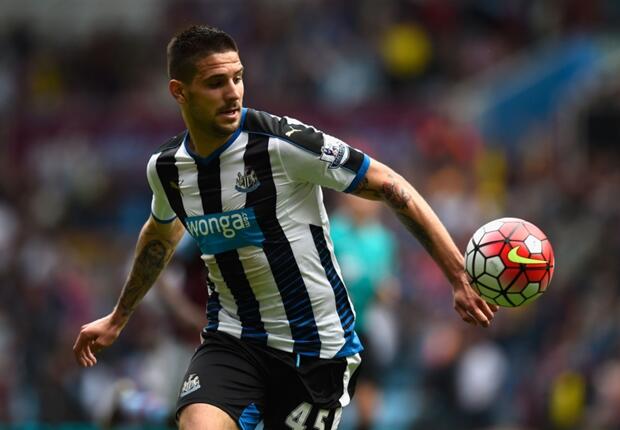 Aleksandar Mitrovic Bantah Isu Kepindahannya Ke Napoli