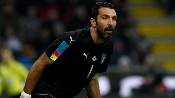 Buffon Pensiun, Siapa Penggantinya?