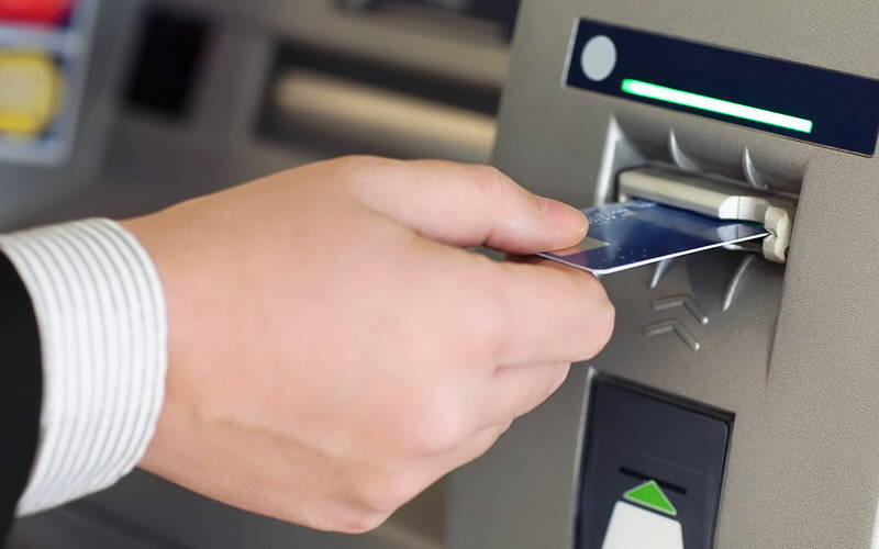 Beginilah Tanda Kalau Mesin ATM yang Dimanipulasi