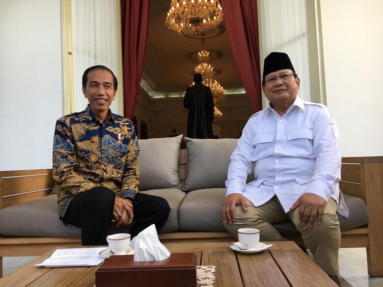 Kemesraan Jokowi dan Prabowo yang Kian Hari Terus Menyejukkan