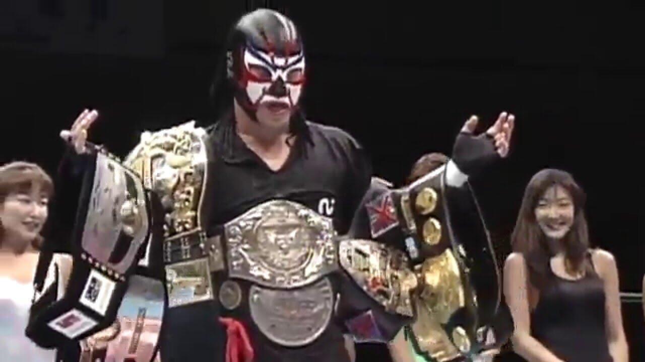 Wrestling Hero {Fiksi}