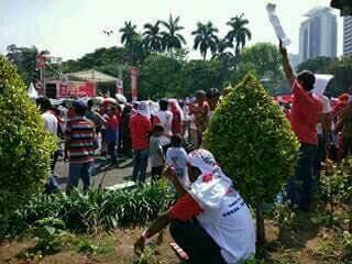 Cuma Share aja, ada Nasbung ama Duitnya juga gan, taman yang tersakiti,.