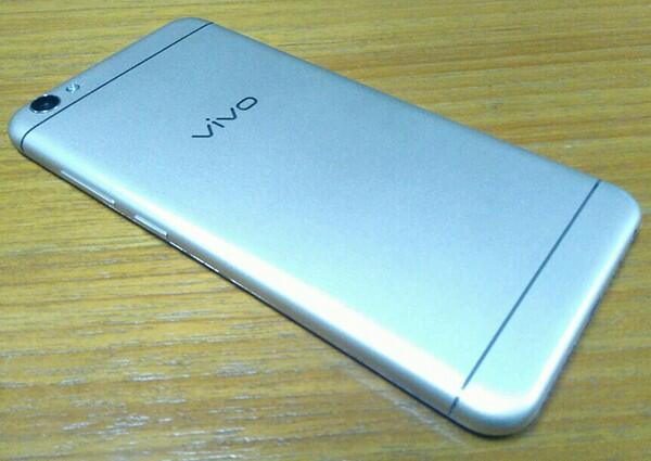 Selfie Lebih Sempurna Dengan Vivo V5 Yang Punya Kamera Depan 20MP