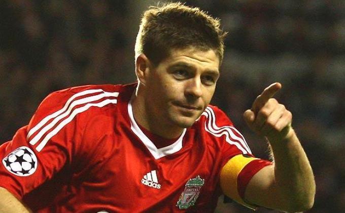 Steven Gerrard Resmi Pensiun, Banjir Pujian Dari Netizen
