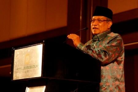 PBNU Nilai Salat Jumat di Jalan tidak Sah